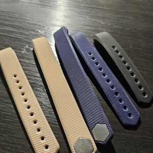 4 X $15. Fitbit Watch Bands - Pink, Navy, Charcoal 5pc